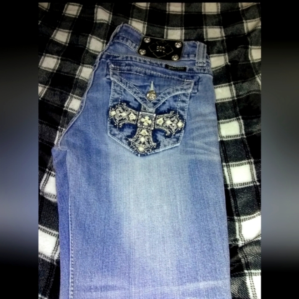 Euc-Women's Miss Me size 28 bootcut jeans